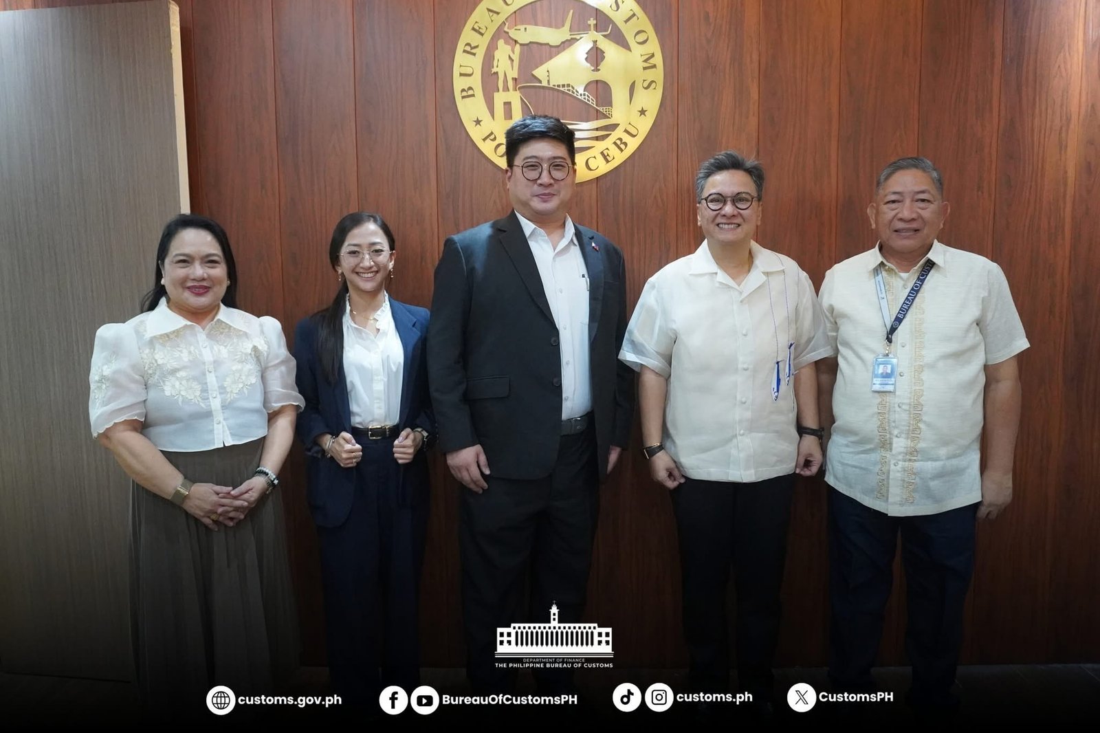 CEBU CUSTOMS GOES ON THE OFFENSIVE! COLL. ZSAE CARRIE DE GUZMAN STRENGTHENS INDUSTRY ALLIANCES, FIRES UP TRADE FACILITATION DRIVE!